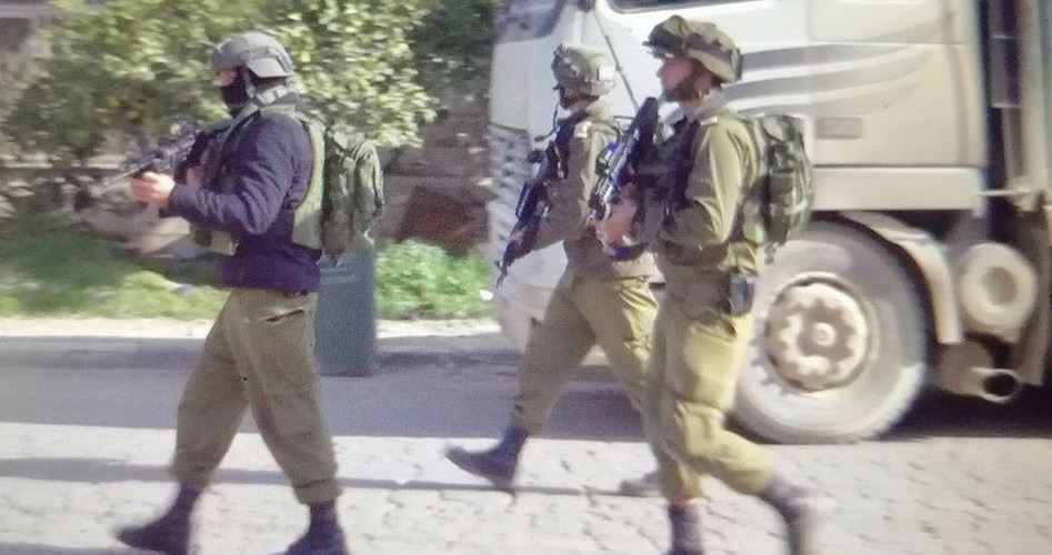 Tentara Israel Rampas Uang Mantan Tahanan Palestina